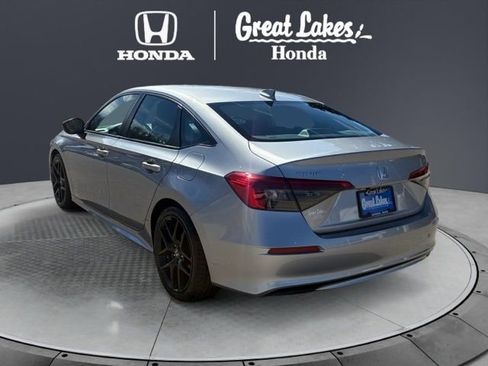 Used 2022 Honda Civic Sport image 4