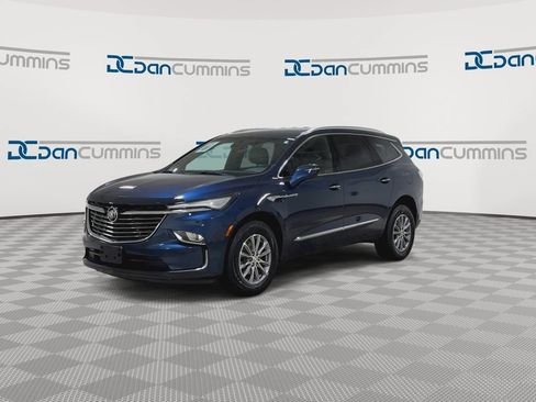 Used 2023 Buick Enclave Essence FWD image 4