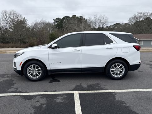 Certified 2022 Chevrolet Equinox LT image 9