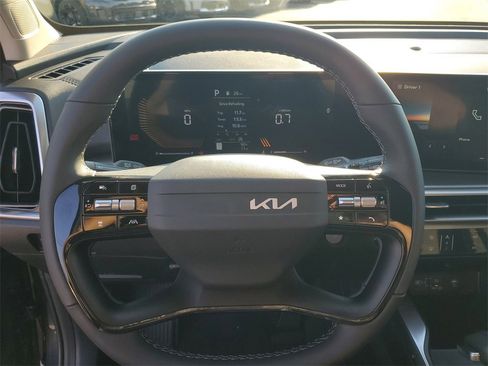 New 2026 Kia Sorento LX image 10