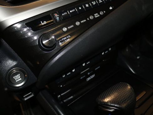Used 2020 Lexus ES 350 F Sport w/ Accessory Package 2 FWD image 34