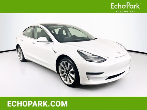 Used 2018 Tesla Model 3 Long Range image 1