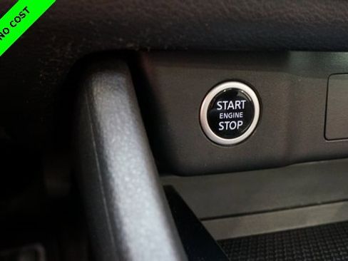 Used 2022 Nissan Rogue SV w/ SV Premium Package image 24