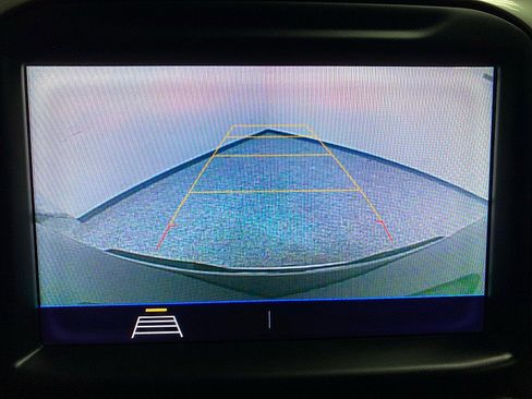 Used 2020 Chevrolet Silverado 1500 LT image 20