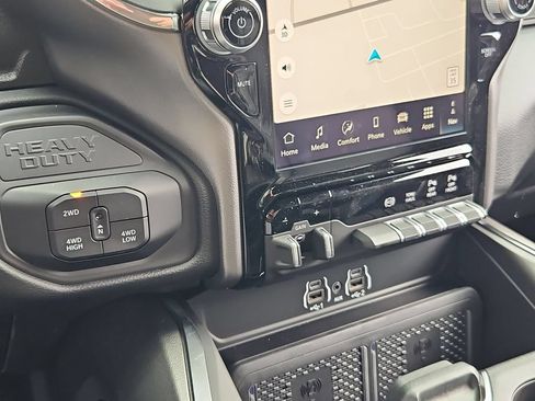 New 2026 RAM 2500 Laramie w/ Night Edition AWD/4WD image 25