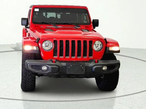 Used 2023 Jeep Gladiator Rubicon w/ Cold Weather Group AWD/4WD image 2