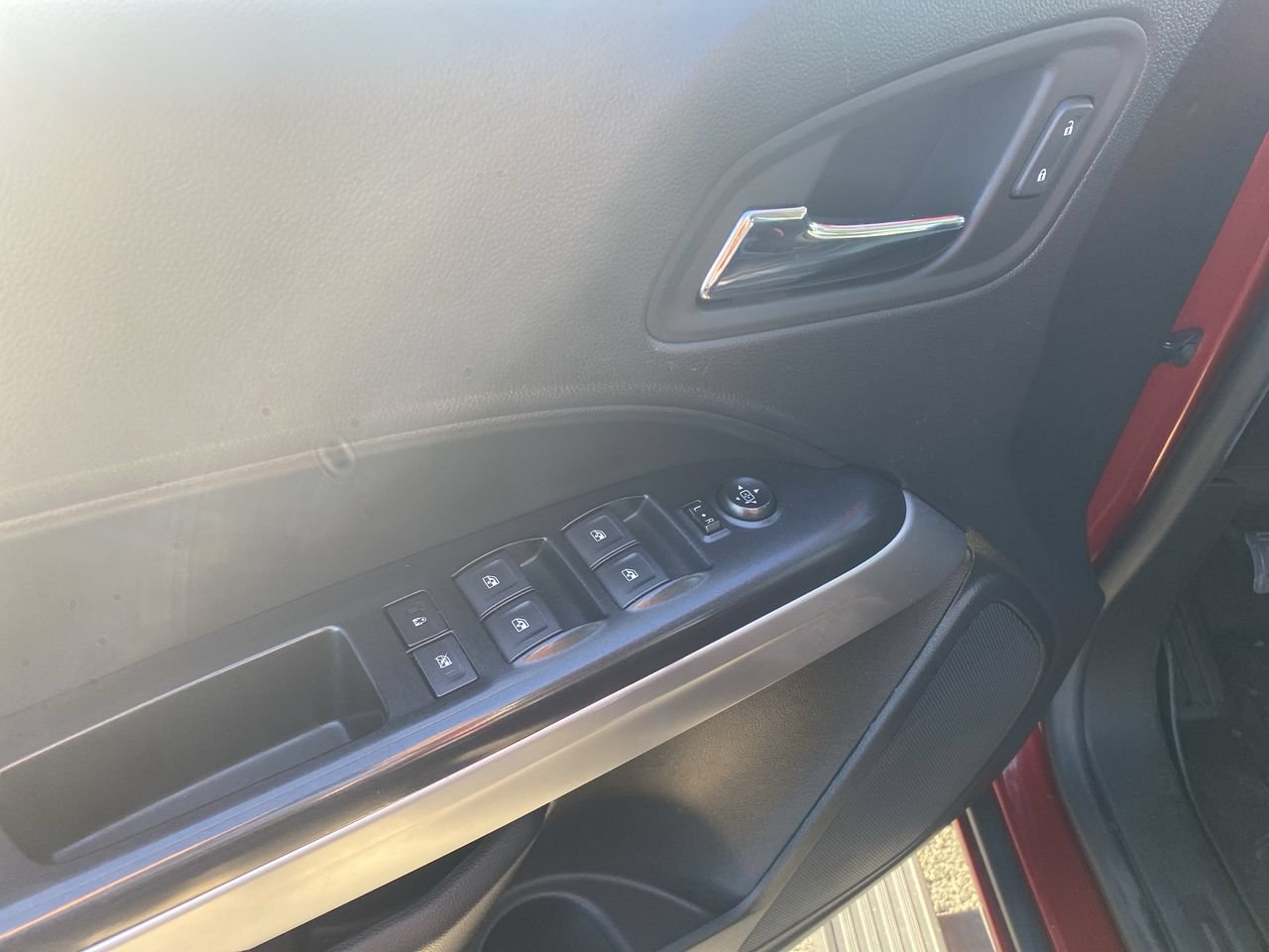 Used 2022 Chevrolet Colorado LT w/ Luxury Package RWD image 22