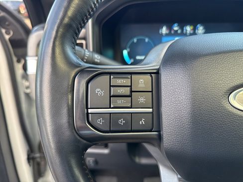 Used 2023 Ford F350 Platinum w/ FX4 Off-Road Package image 21