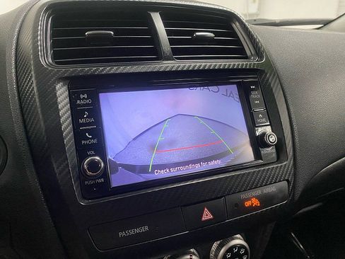 Used 2021 Mitsubishi Outlander Sport LE image 11