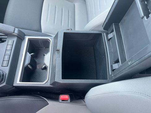 Used 2024 Toyota Tacoma TRD Off-Road image 25