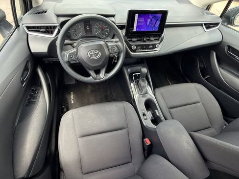 Used 2024 Toyota Corolla LE FWD image 13