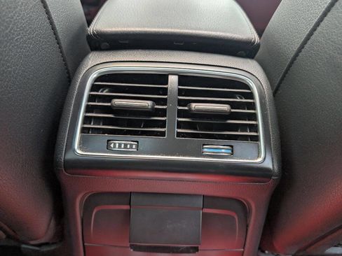 Used 2016 Audi A4 2.0T Premium image 27