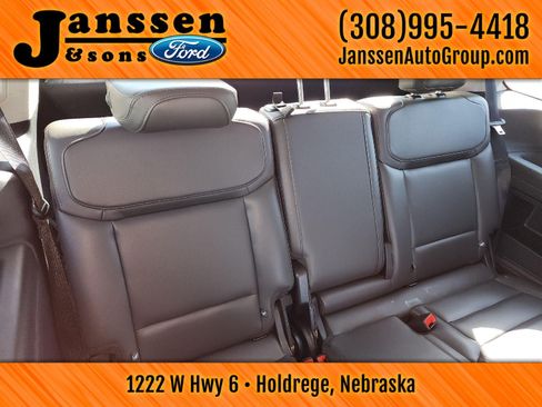 Used 2025 Ford Expedition Active AWD/4WD image 10