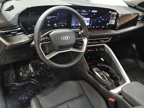 New 2026 Audi Q5 Premium Plus image 16
