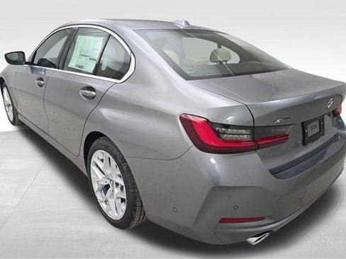 New 2026 BMW 330i xDrive Sedan w/ Convenience Package AWD/4WD image 7