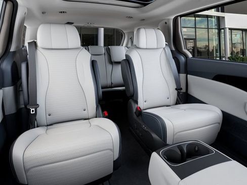 New 2026 Kia Carnival SX Prestige FWD image 17