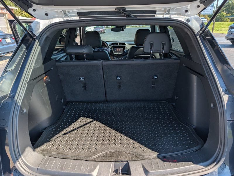 Used 2021 Chevrolet TrailBlazer ACTIV w/ Convenience Package FWD image 24