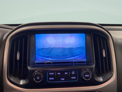 Used 2018 GMC Canyon SLE w/ SLE Convenience Package AWD/4WD image 9