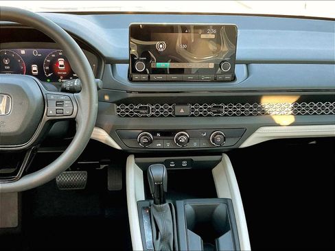 New 2025 Honda Accord LX image 13