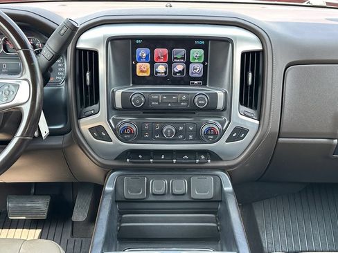 Used 2018 GMC Sierra 1500 SLT w/ SLT Premium Package AWD/4WD image 11