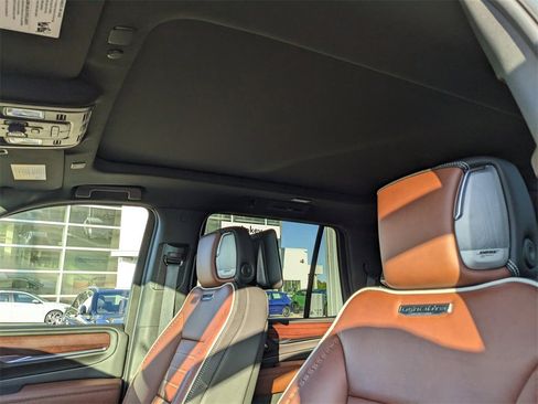 Used 2024 GMC Yukon Denali Ultimate image 24