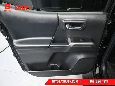 Used 2023 Toyota Tacoma Limited image 30