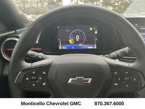 Used 2024 Chevrolet Trax RS w/ Driver Confidence Package image 11