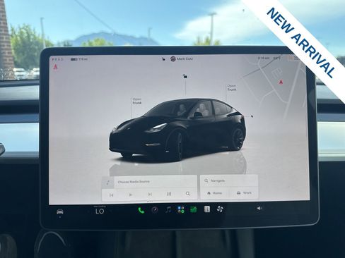 Used 2025 Tesla Model Y Long Range AWD/4WD image 22