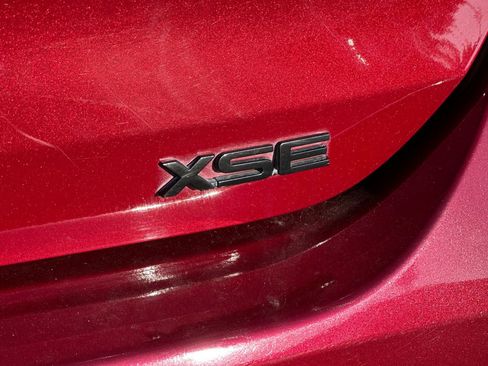 Used 2021 Toyota Highlander XSE image 29