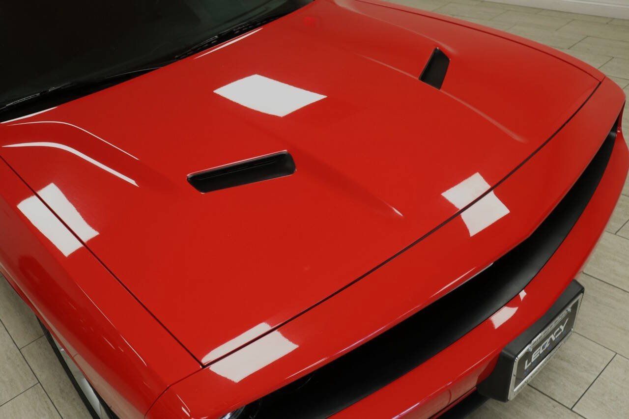 Used 2023 Dodge Challenger SXT RWD image 99