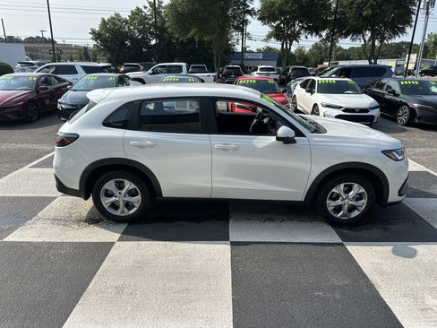 Used 2024 Honda HR-V LX image 3