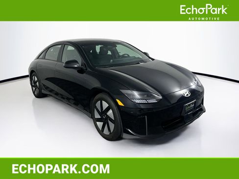 Used 2024 Hyundai Ioniq 6 SE RWD image 1