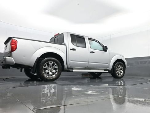 Used 2021 Nissan Frontier SV image 23