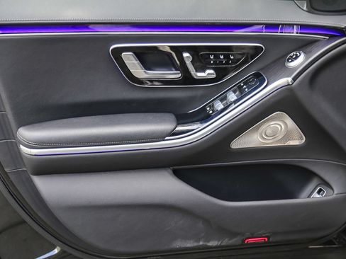 Certified 2023 Mercedes-Benz S 500 4MATIC image 19