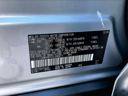 Used 2025 Toyota RAV4 Limited image 34