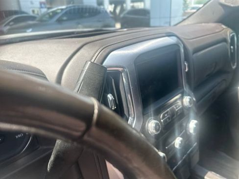 Used 2020 GMC Sierra 1500 SLT AWD/4WD image 11