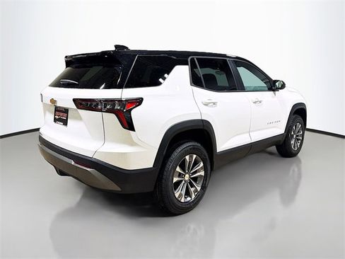 New 2026 Chevrolet Equinox LT image 7