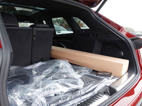 New 2025 Audi SQ5 Prestige image 27