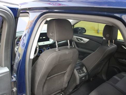 Used 2023 Chevrolet Blazer LT AWD/4WD image 10