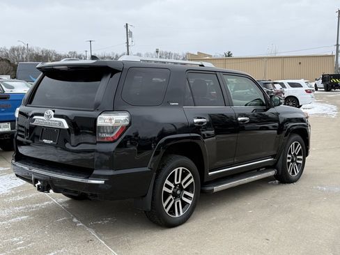 Used 2020 Toyota 4Runner Limited image 7