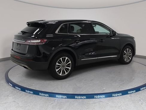Certified 2022 Lincoln Nautilus AWD w/ Premium Package image 6