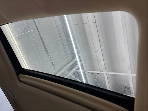 Used 2018 Toyota Highlander XLE image 28