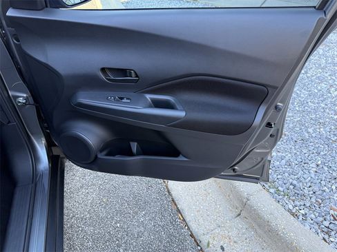 Used 2024 Nissan Kicks S image 36