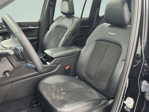Used 2023 Jeep Grand Cherokee Trailhawk w/ Advanced Protech Group II AWD/4WD image 17