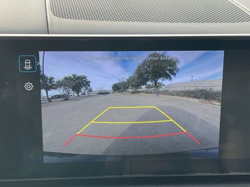 Used 2025 Hyundai Santa Fe SEL image 27