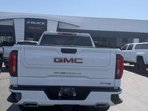 Used 2025 GMC Sierra 1500 AT4 AWD/4WD image 5