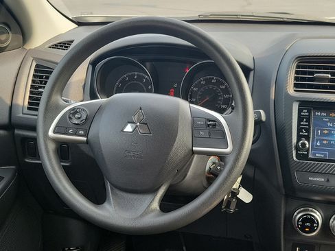 Used 2025 Mitsubishi Outlander Sport ES AWD/4WD image 22