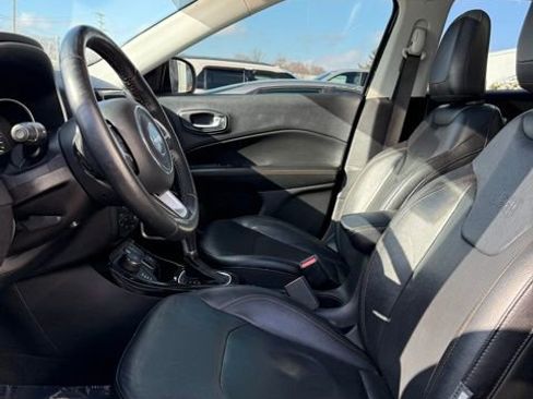 Used 2018 Jeep Compass Limited w/ Navigation Group image 9