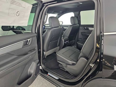 New 2026 Buick Enclave Preferred image 17