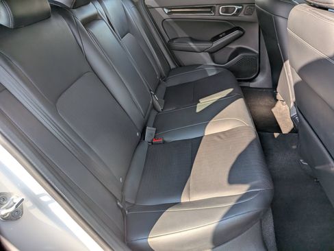 Used 2022 Honda Civic Touring image 33